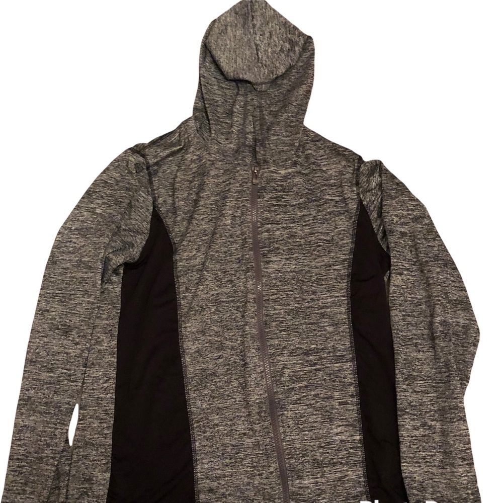 Women’s sweatshirt